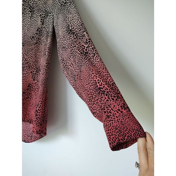 Vince Camuto Women's Size XS Leopard Print Cream Pink Long Sleeve Blouse Top - Picture 2 of 11